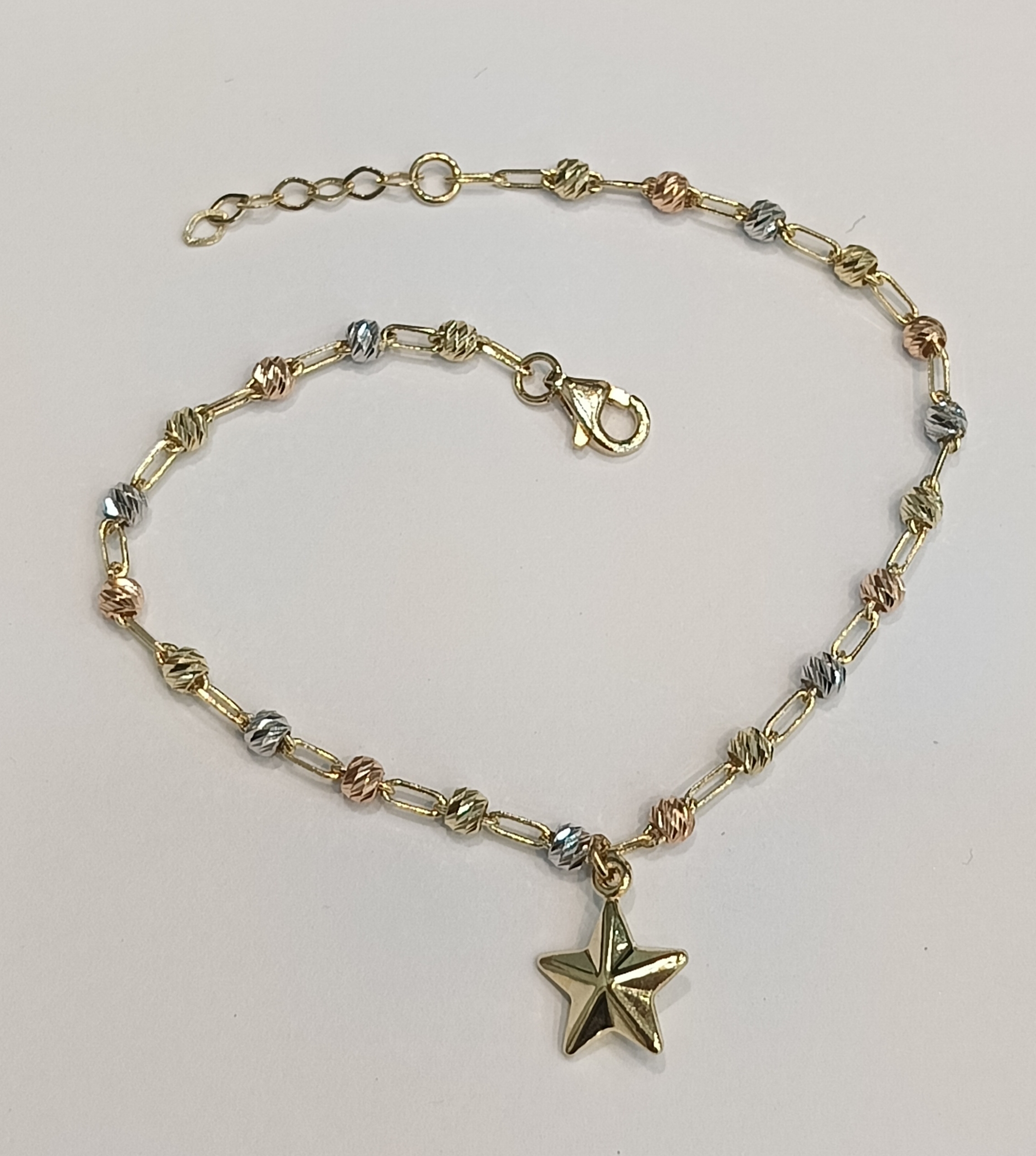 Favori Marka Üç Renkli Dorikalı Bileklik 19 cm